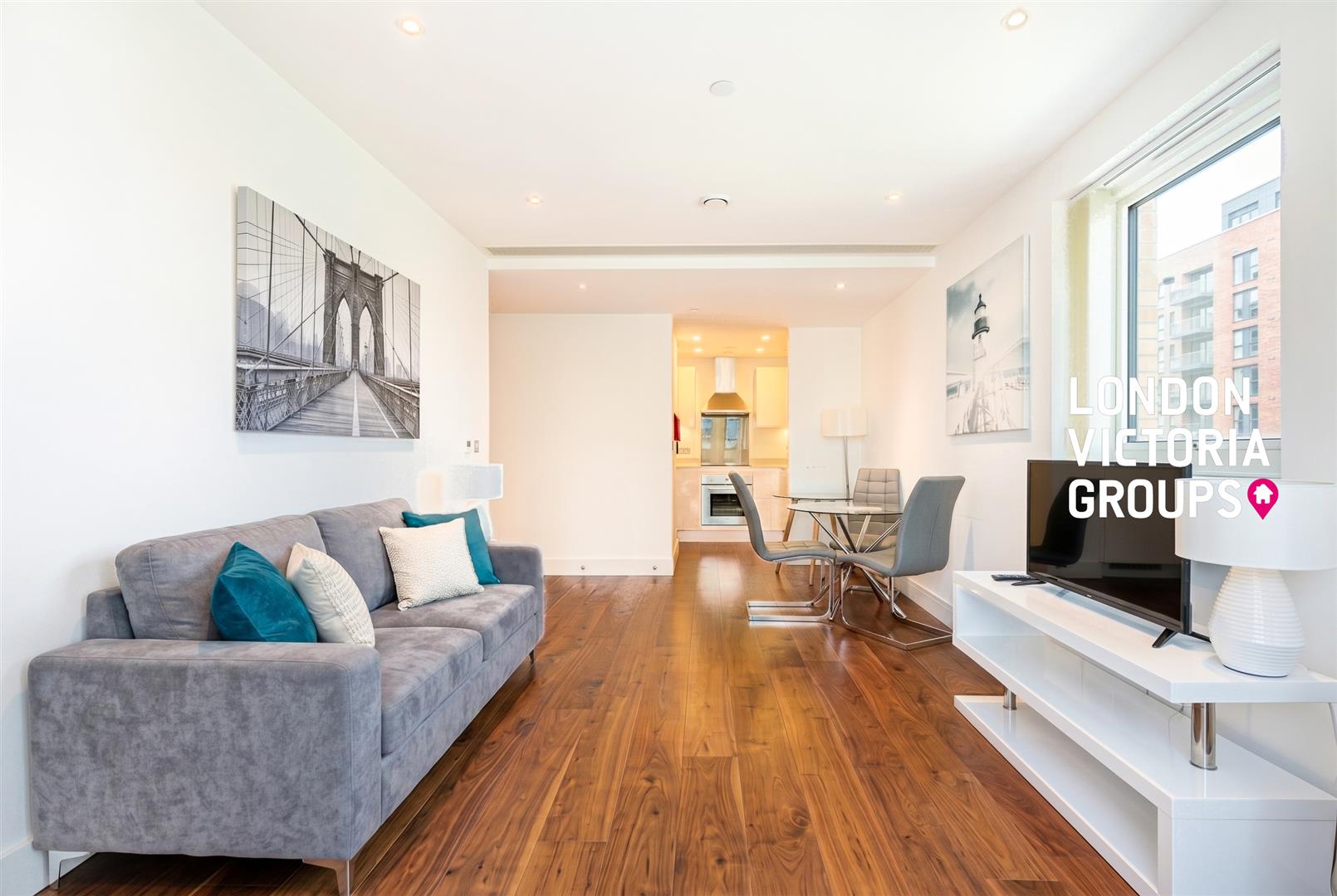 1 bed property in Duckman Tower, 3 Lincoln Plaza, London